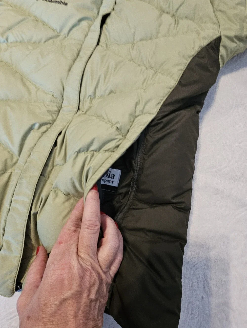 Columbia Women's Reversible Down Puffer Jacket Sage Green & Dark Brown Small Euc